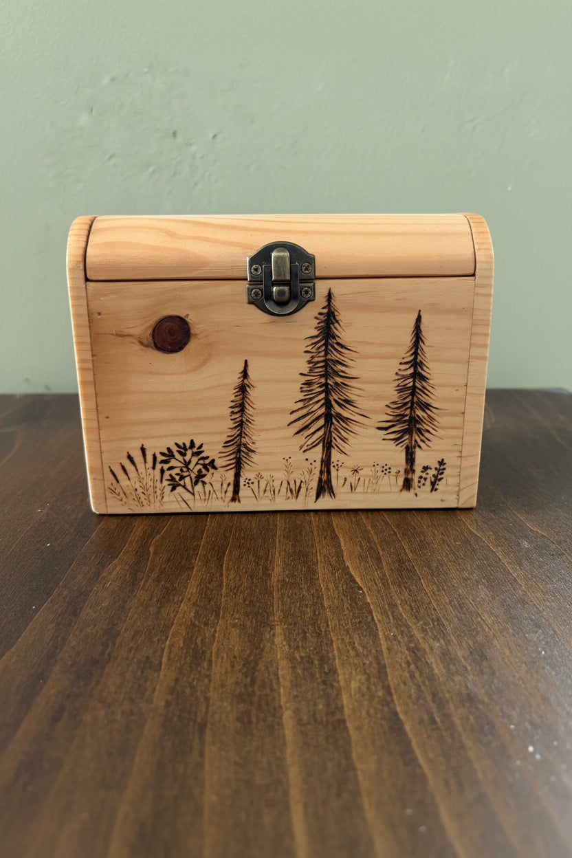 Small Pine Keepsake Chest