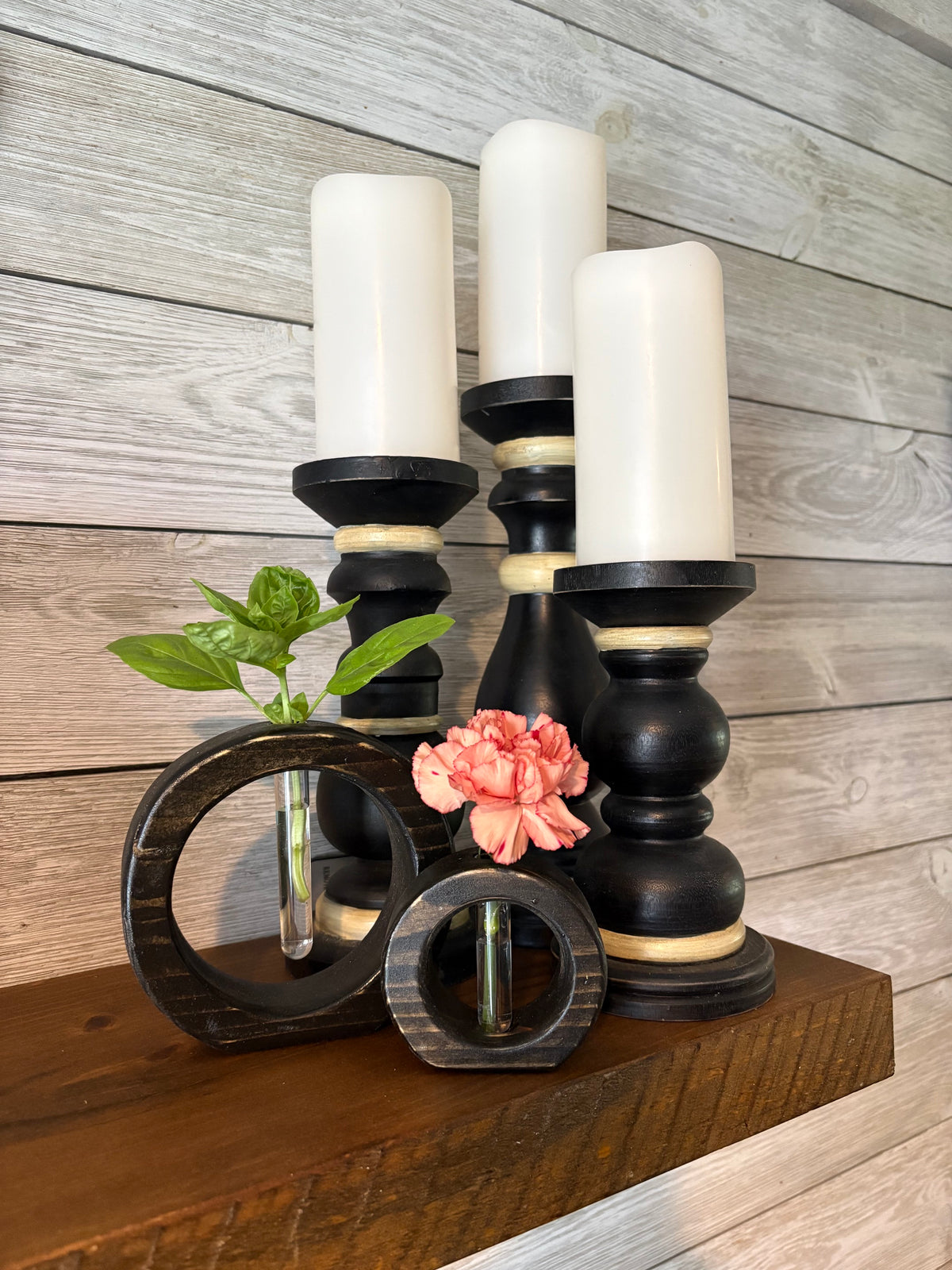 Round Bud Vase set