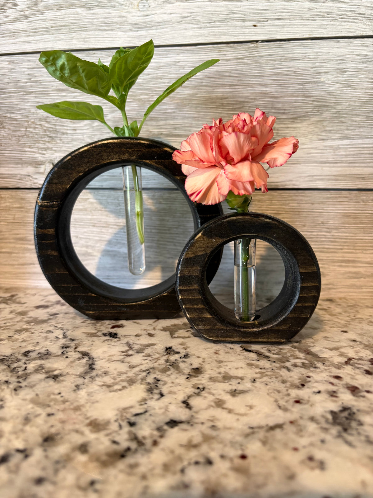 Round Bud Vase set