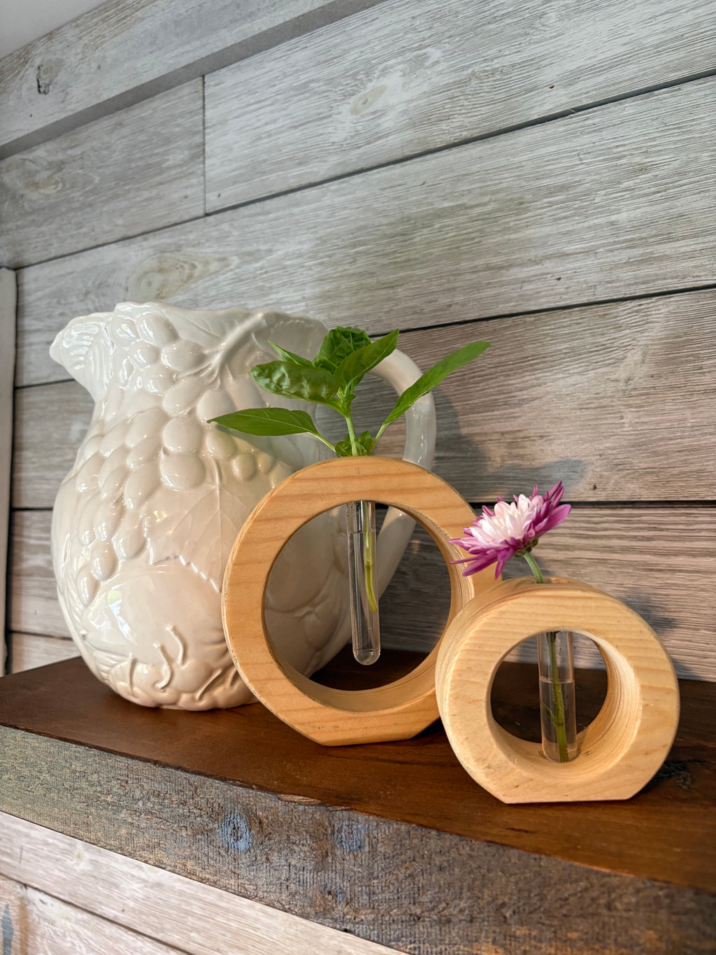 Round Bud Vase set
